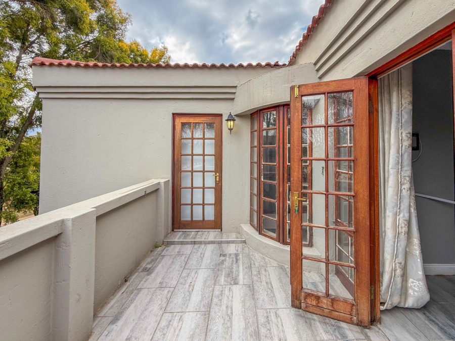 3 Bedroom Property for Sale in WestLake Country Safari Estate North West